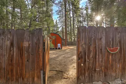 738 San Francisco Avenue, South Lake Tahoe, CA 96150 - Photo 12