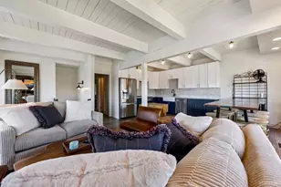 2081 Venice Dr, South Lake Tahoe, CA 96150 - Photo 18