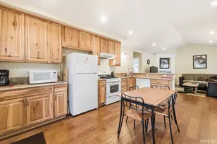 1142 Dedi Ave, South Lake Tahoe, CA 96150 - Photo 2