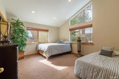 1072 Turnback Trail, South Lake Tahoe, CA 96150 - Photo 34