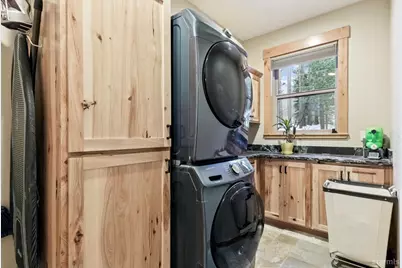 1774 Nadowa Street, South Lake Tahoe, CA 96150 - Photo 38