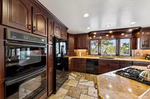 2361 Tolteca Ct, South Lake Tahoe, CA 96150 - Photo 12