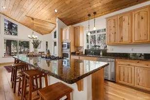 1637 Black Bart Ct, South Lake Tahoe, CA 96150 - Photo 8