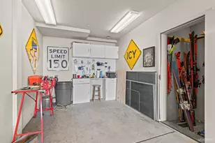 39 Palisades Dr, Kirkwood, CA 95646 - Photo 32