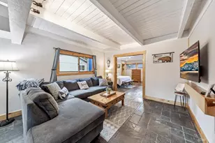 1586 Crystal Air Dr, South Lake Tahoe, CA 96150 - Photo 16