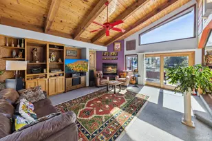 2020 Aloha Dr, South Lake Tahoe, CA 96150 - Photo 10