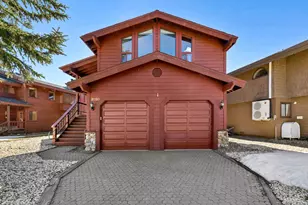 2020 Aloha Dr, South Lake Tahoe, CA 96150 - Photo 2