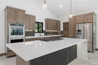 2113 Mandan Street, South Lake Tahoe, CA 96150 - Photo 12