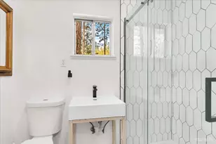 841 S Shore Dr, South Lake Tahoe, CA 96150 - Photo 6
