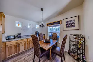 1080 Julie Ln, South Lake Tahoe, CA 96150 - Photo 14