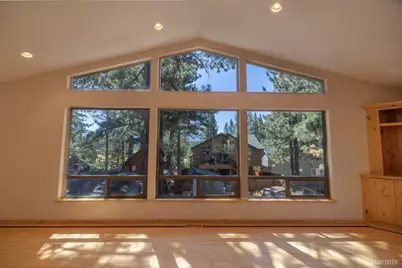 1040 Truckee Drive, South Lake Tahoe, CA 96150 - Photo 30