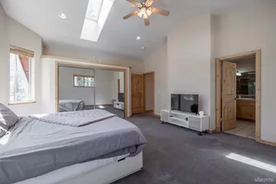 1040 Truckee Drive, South Lake Tahoe, CA 96150 - Photo 14