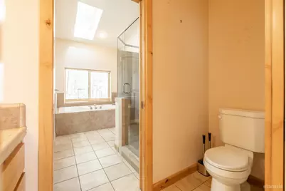 1040 Truckee Drive, South Lake Tahoe, CA 96150 - Photo 18