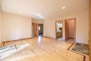 1040 Truckee Dr, South Lake Tahoe, CA 96150 - Photo 28