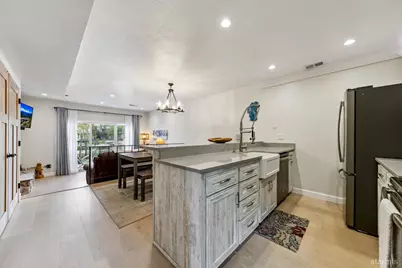 2081 Venice Drive #285, South Lake Tahoe, CA 96150 - Photo 2