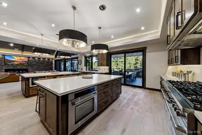 1091 Johnson Boulevard, South Lake Tahoe, CA 96150 - Photo 12