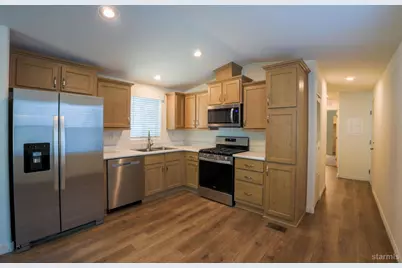 2030 E Street #68, South Lake Tahoe, CA 96150 - Photo 6