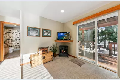 1520 Cree Street, South Lake Tahoe, CA 96150 - Photo 30