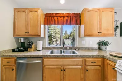 1520 Cree Street, South Lake Tahoe, CA 96150 - Photo 12