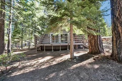 1987 Osage Circle, South Lake Tahoe, CA 96150 - Photo 2