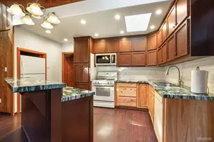 1168 Tata Ln, South Lake Tahoe, CA 96150 - Photo 4