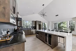 581 Cochise Cir, South Lake Tahoe, CA 96150 - Photo 14