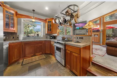 962 Modesto Avenue, South Lake Tahoe, CA 96150 - Photo 6