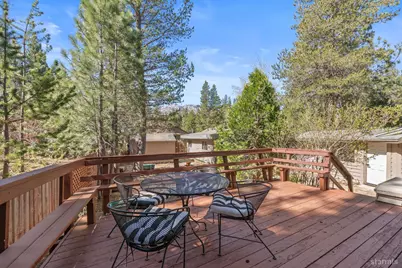 1101 Modoc Way, South Lake Tahoe, CA 96150 - Photo 16