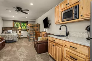 2081 Tahoe Mountain Rd, South Lake Tahoe, CA 96150 - Photo 52