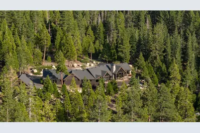 2081 Tahoe Mountain Road, South Lake Tahoe, CA 96150 - Photo 56