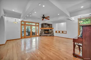 1724 Mohican Dr, South Lake Tahoe, CA 96150 - Photo 18