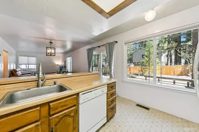 1257 Margaret Avenue, South Lake Tahoe, CA 96150 - Photo 20