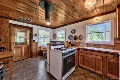 1009 Cathedral Road, South Lake Tahoe, CA 96150 - Photo 16
