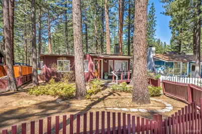 1084 Juniper Avenue, South Lake Tahoe, CA 96150 - Photo 2