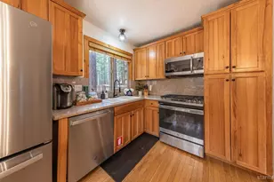 2126 Helen Ave Ave, South Lake Tahoe, CA 96150 - Photo 8