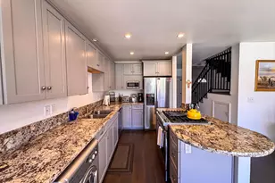 405 Ala Wai Blvd, South Lake Tahoe, CA 96150 - Photo 8