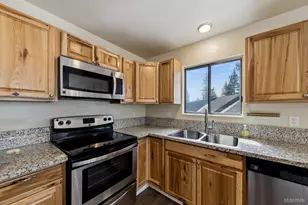 1824 Cold Creek Ct, South Lake Tahoe, CA 96150 - Photo 12