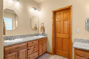 839 Tata Ln, South Lake Tahoe, CA 96150 - Photo 18