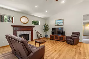 839 Tata Ln, South Lake Tahoe, CA 96150 - Photo 6