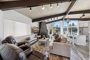 2072 Traverse Ct, South Lake Tahoe, CA 96150 - Photo 10