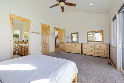 812 Elk Point Drive, South Lake Tahoe, CA 96150 - Photo 18
