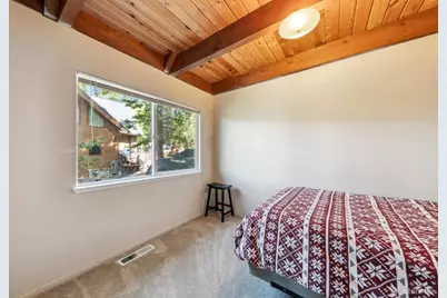 854 Muskwaki Drive, South Lake Tahoe, CA 96150 - Photo 16