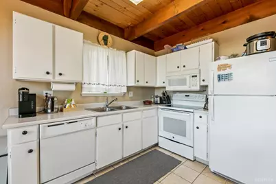 854 Muskwaki Drive, South Lake Tahoe, CA 96150 - Photo 14