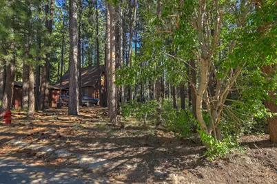 3856 Larch Avenue, South Lake Tahoe, CA 96150 - Photo 12