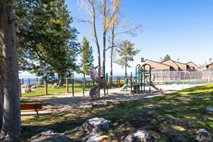 2081 Venice Dr, South Lake Tahoe, CA 96150 - Photo 52
