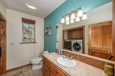 1346 Bonanza Avenue, South Lake Tahoe, CA 96150 - Photo 22