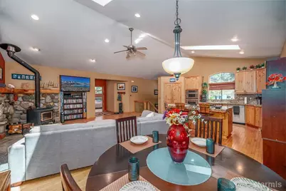 1346 Bonanza Avenue, South Lake Tahoe, CA 96150 - Photo 16