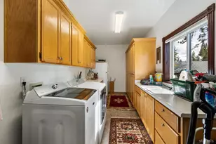 753 Lakeview Ave, South Lake Tahoe, CA 96150 - Photo 32