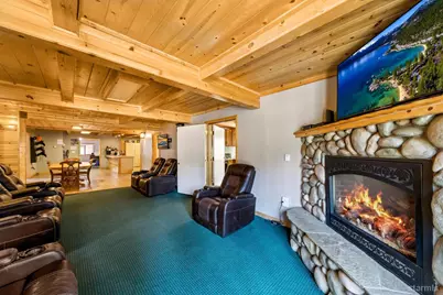 804 US Highway 50, South Lake Tahoe, CA 96150 - Photo 18