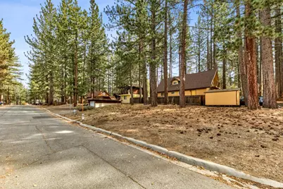 1199 Carson Avenue, South Lake Tahoe, CA 96150 - Photo 6